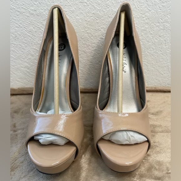 Michael Antonio Taupe Pat Heels - Picture 1 of 3